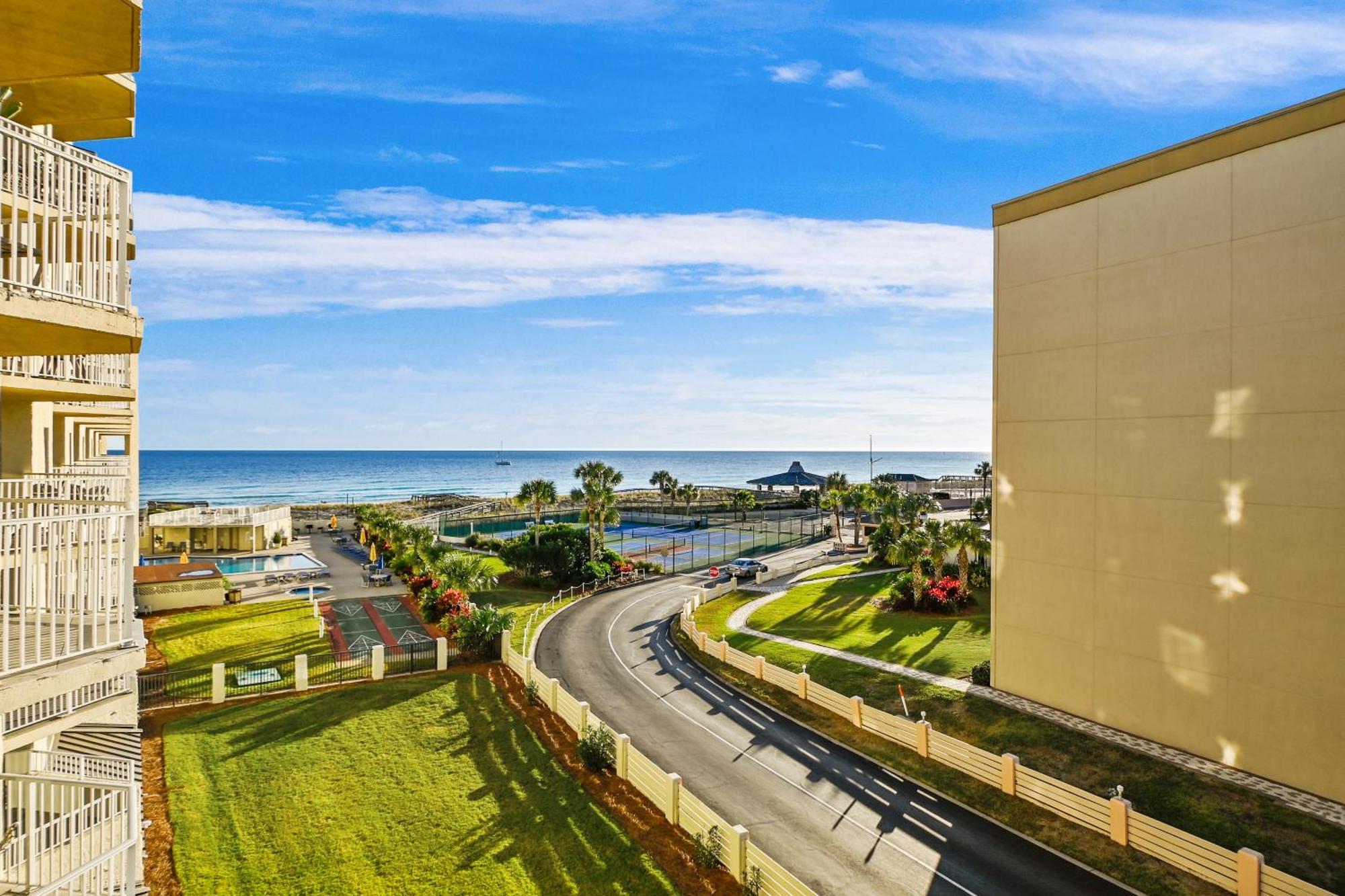 Apartment Inlet Reef 316- By Isle Destin