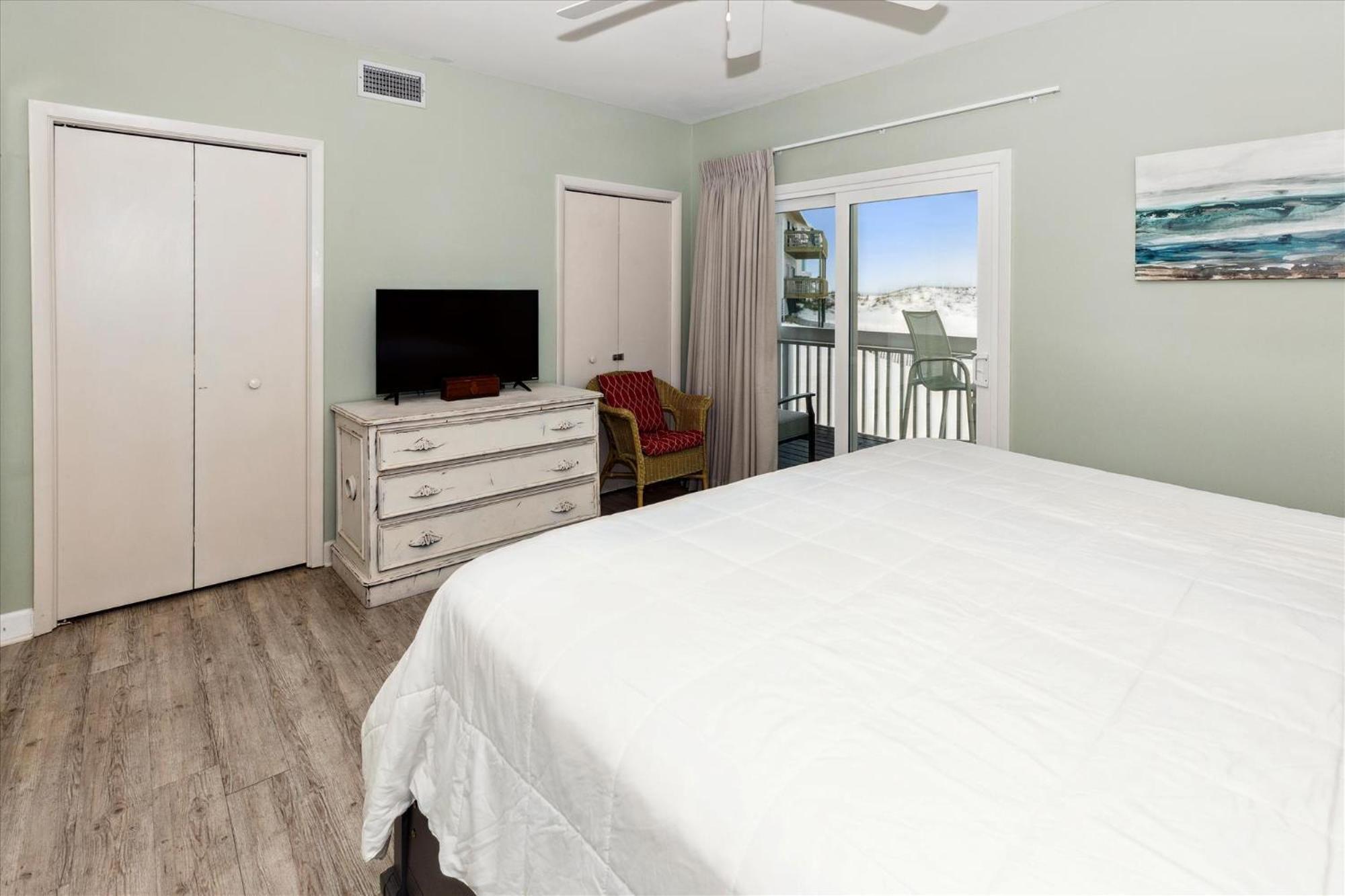Sandpiper Cove 1151- By Isle