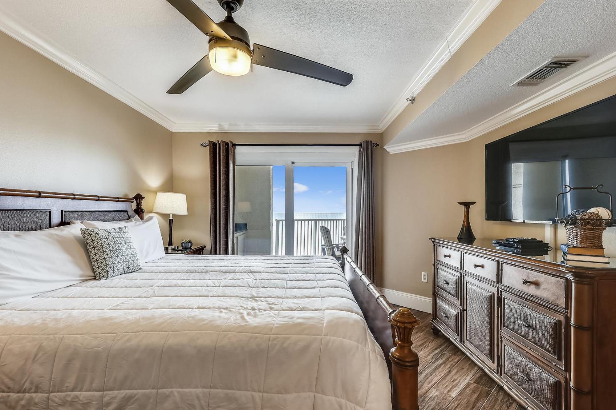Inlet Reef 303- By Isle Apartment