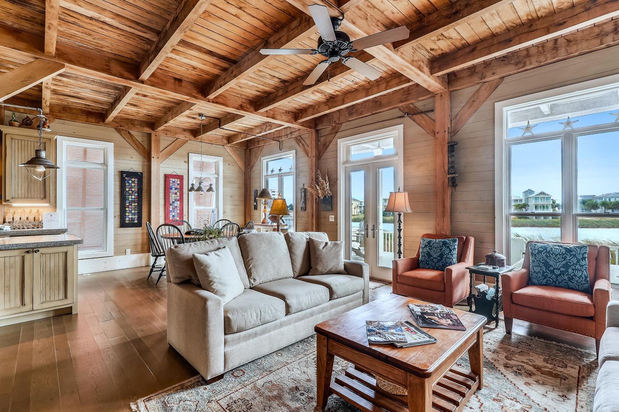 Sugar Shack- By Isle Apartment