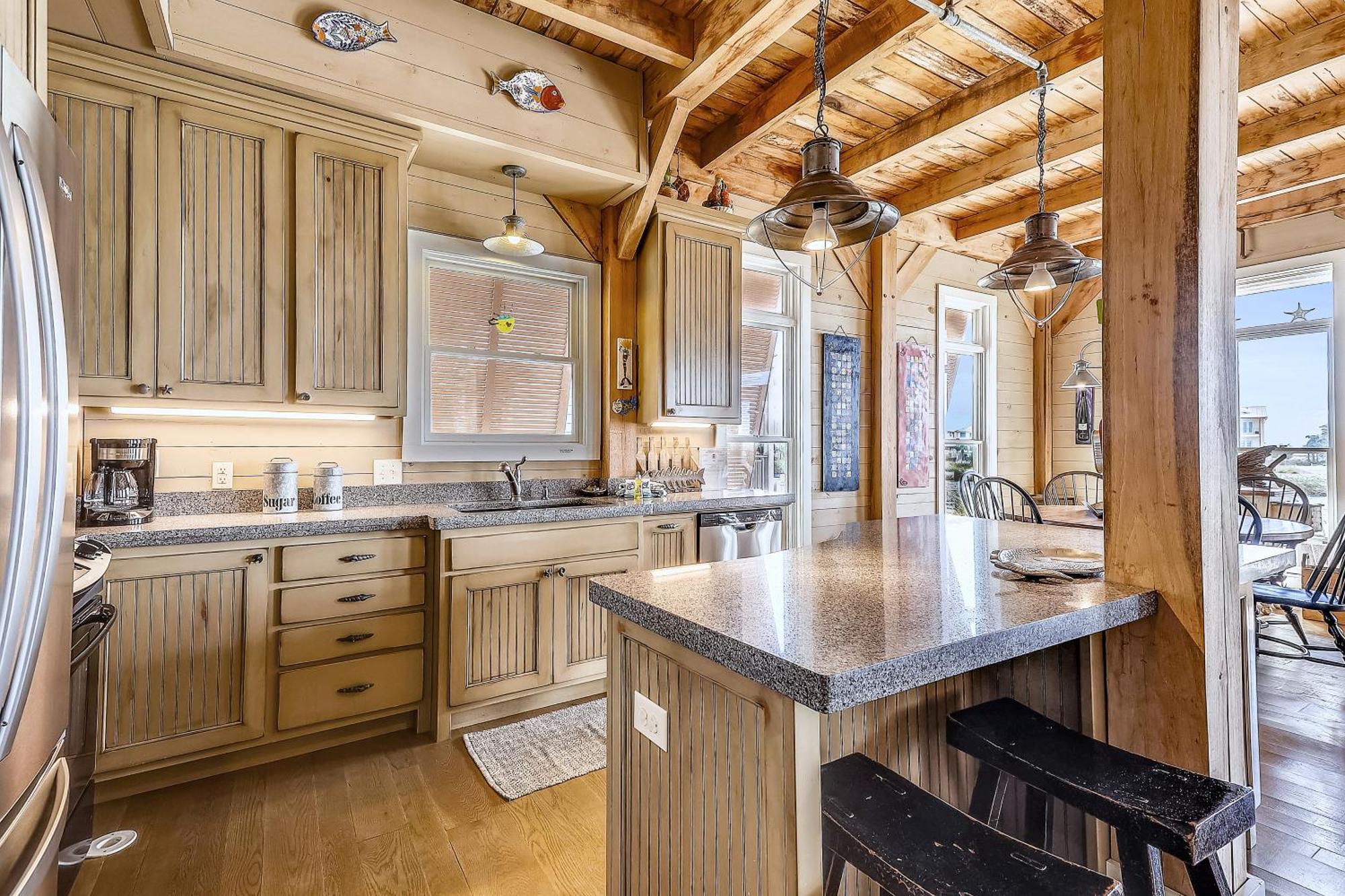 Sugar Shack- By Isle Apartment