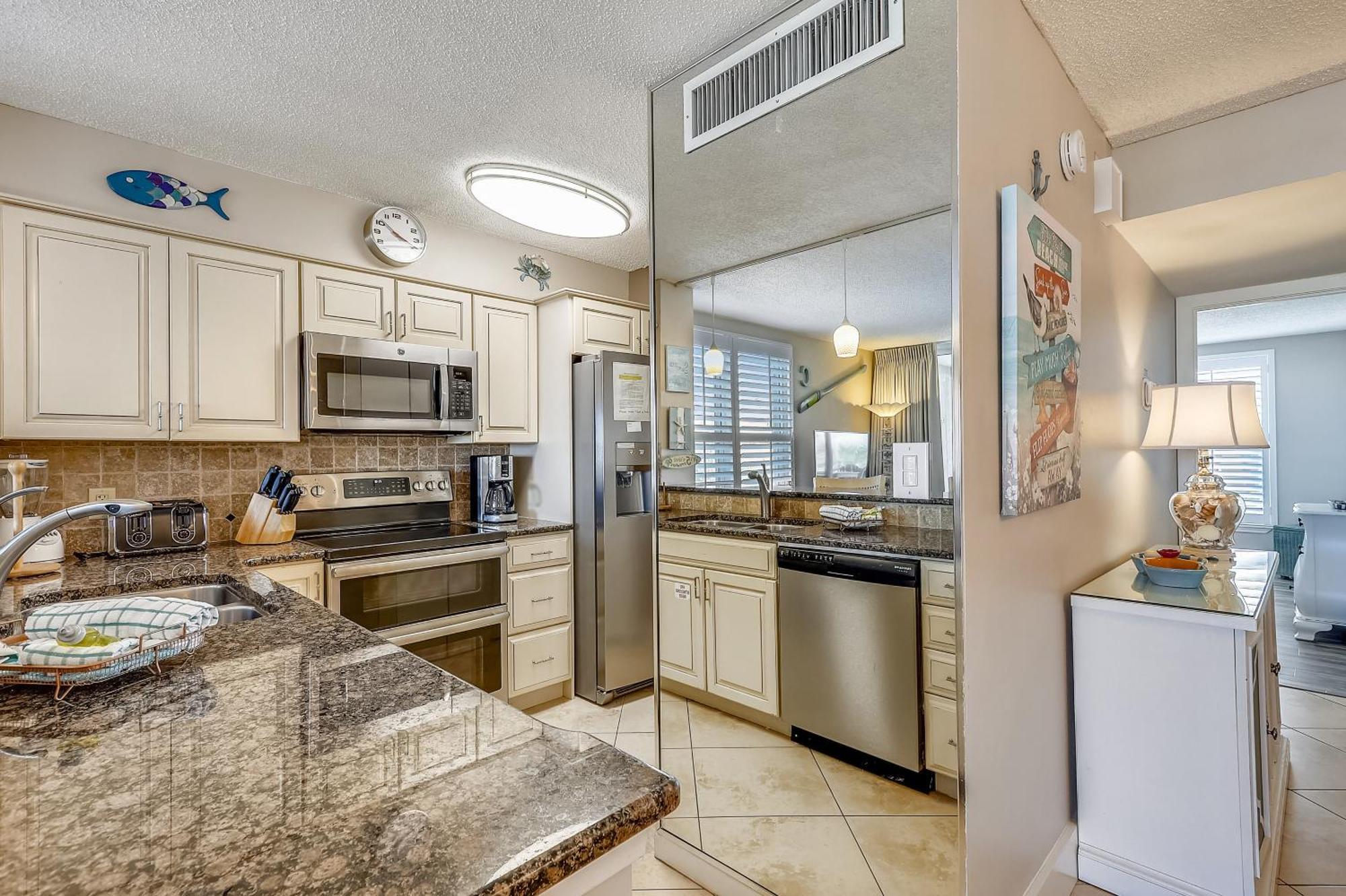 Apartment Magnolia House 112- By Isle *