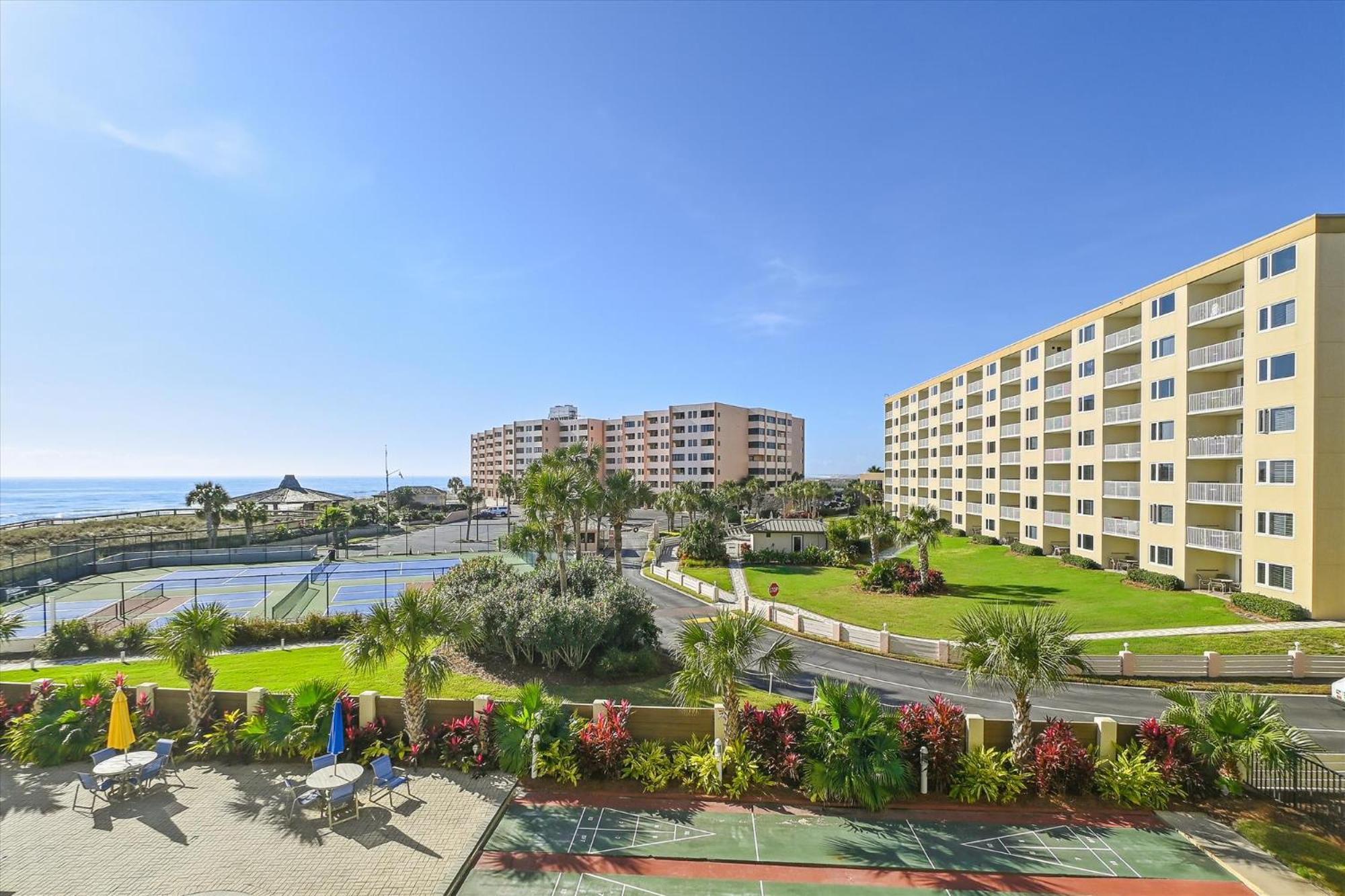 Inlet Reef 210- By Isle Apartment *