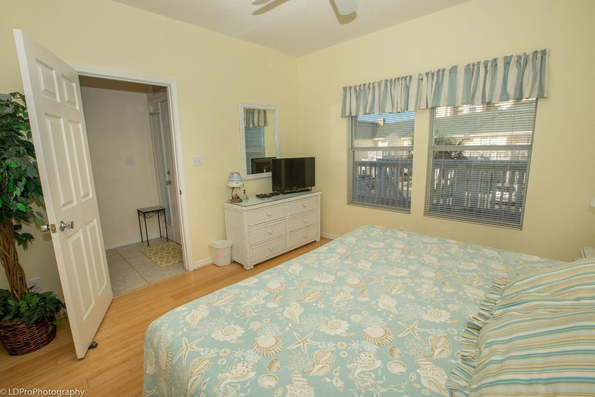 Sandpiper Cove 9226- By Isle Apartment Destin