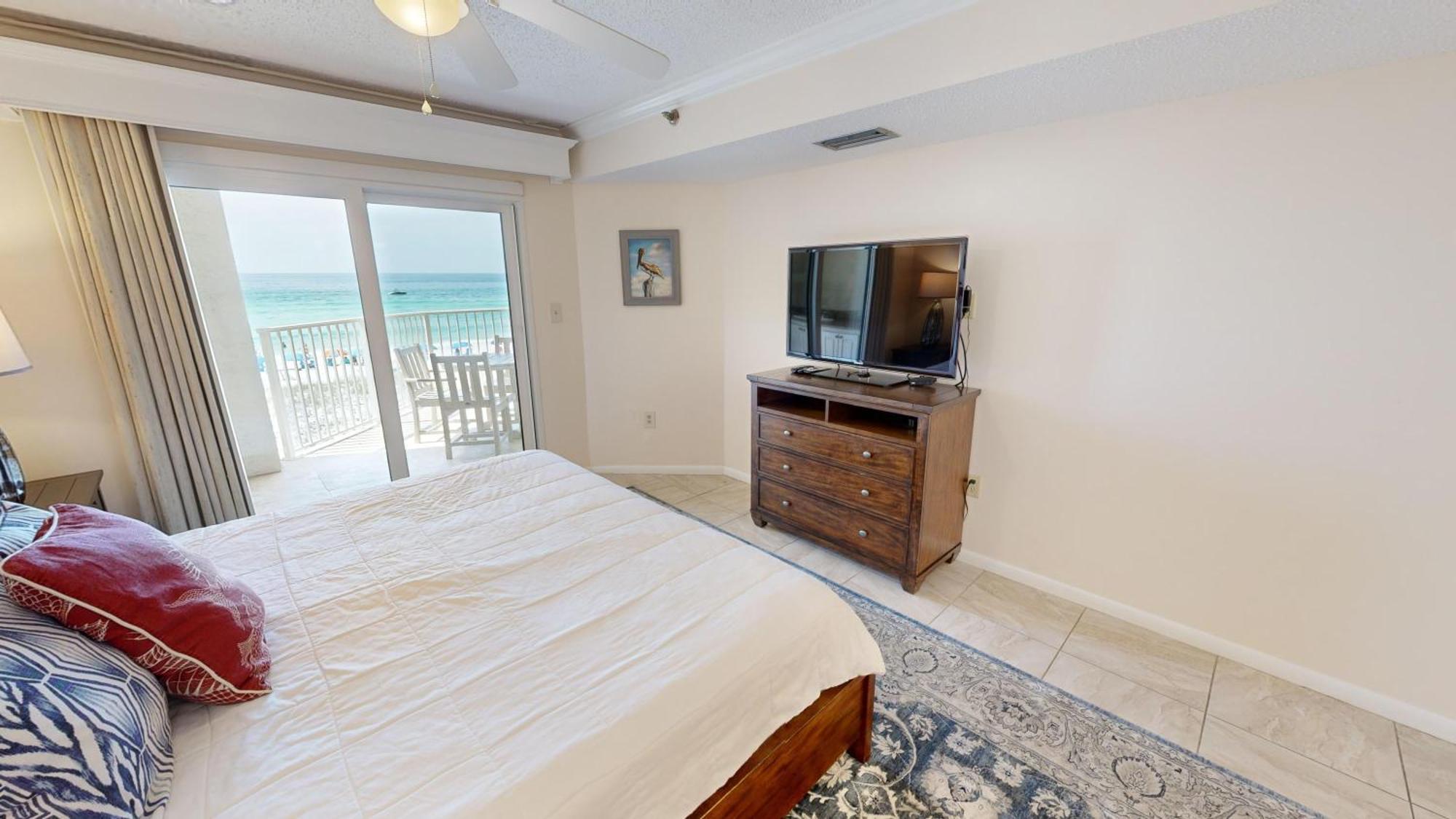 Inlet Reef 204- By Isle Apartment Destin