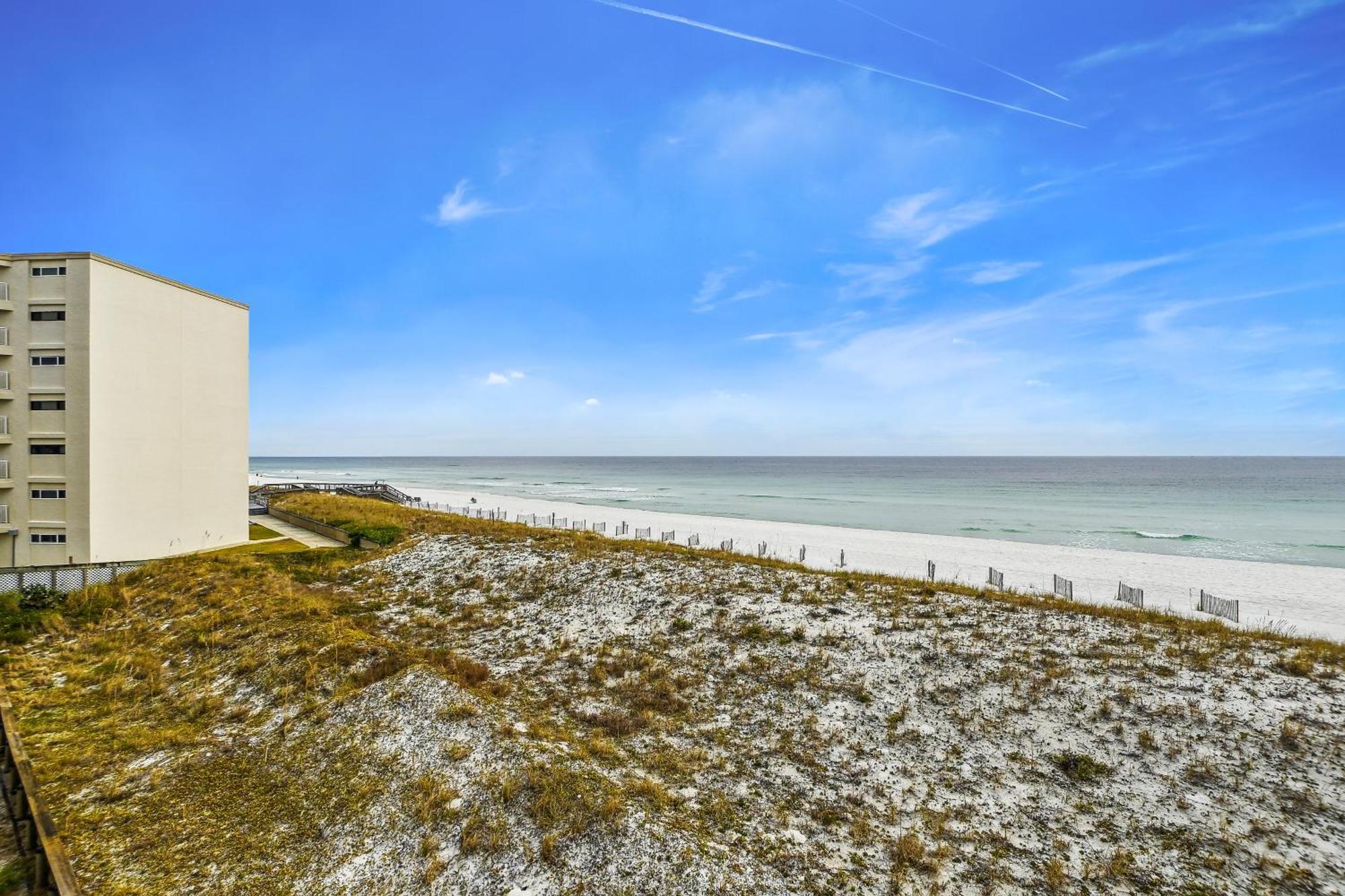 Inlet Reef 204- By Isle