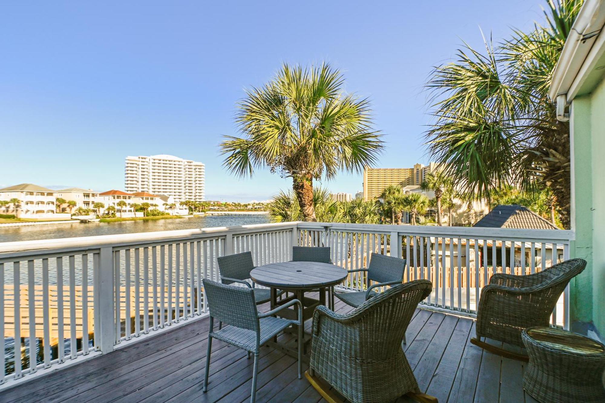 South Bay By The Gulf 055- By Isle *