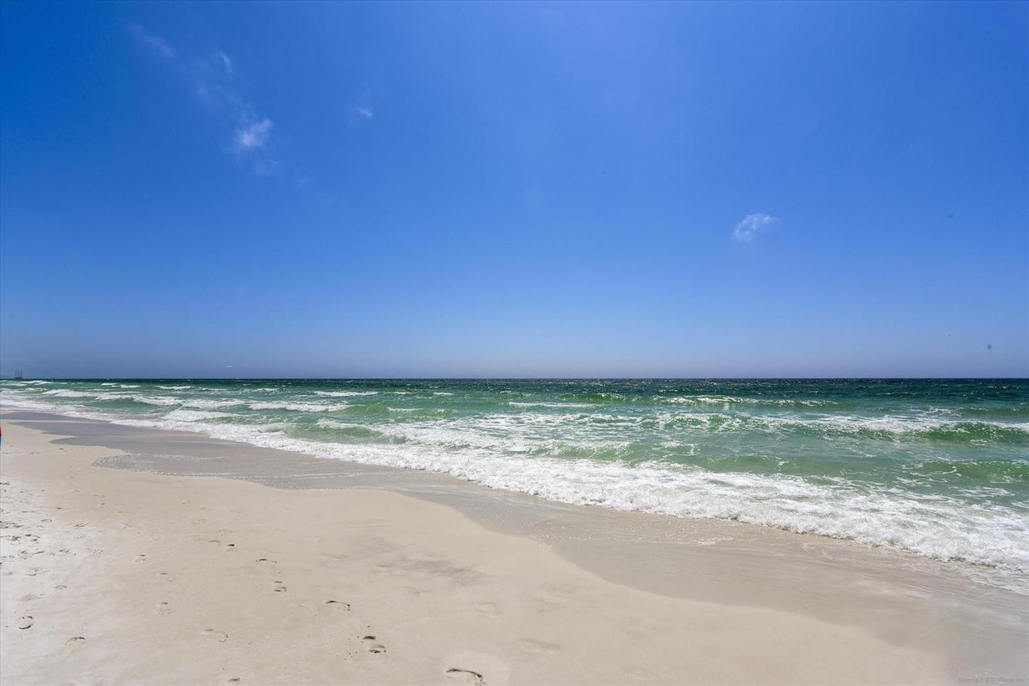 Apartment Silver 1702e- By Isle Destin