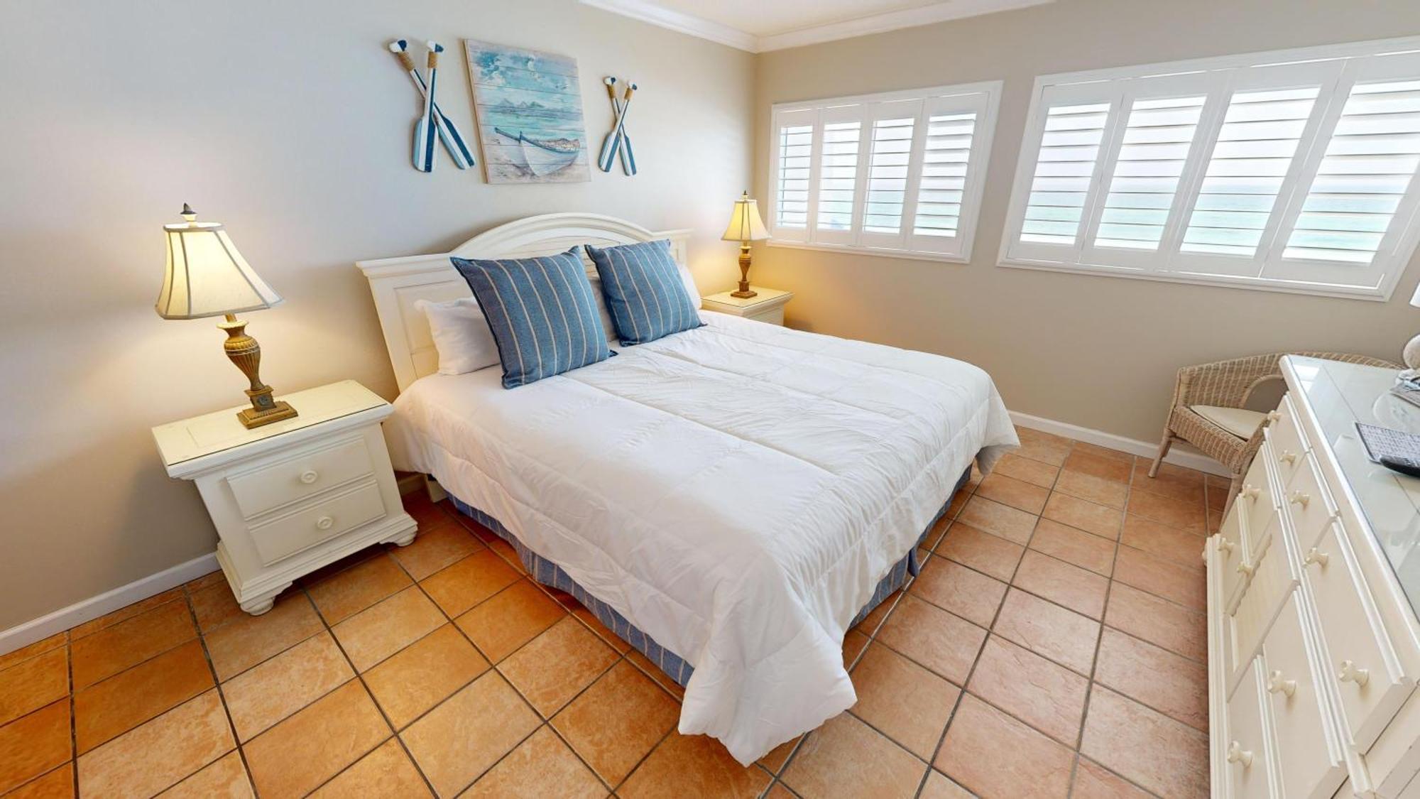 Apartment House 201c- By Isle Destin