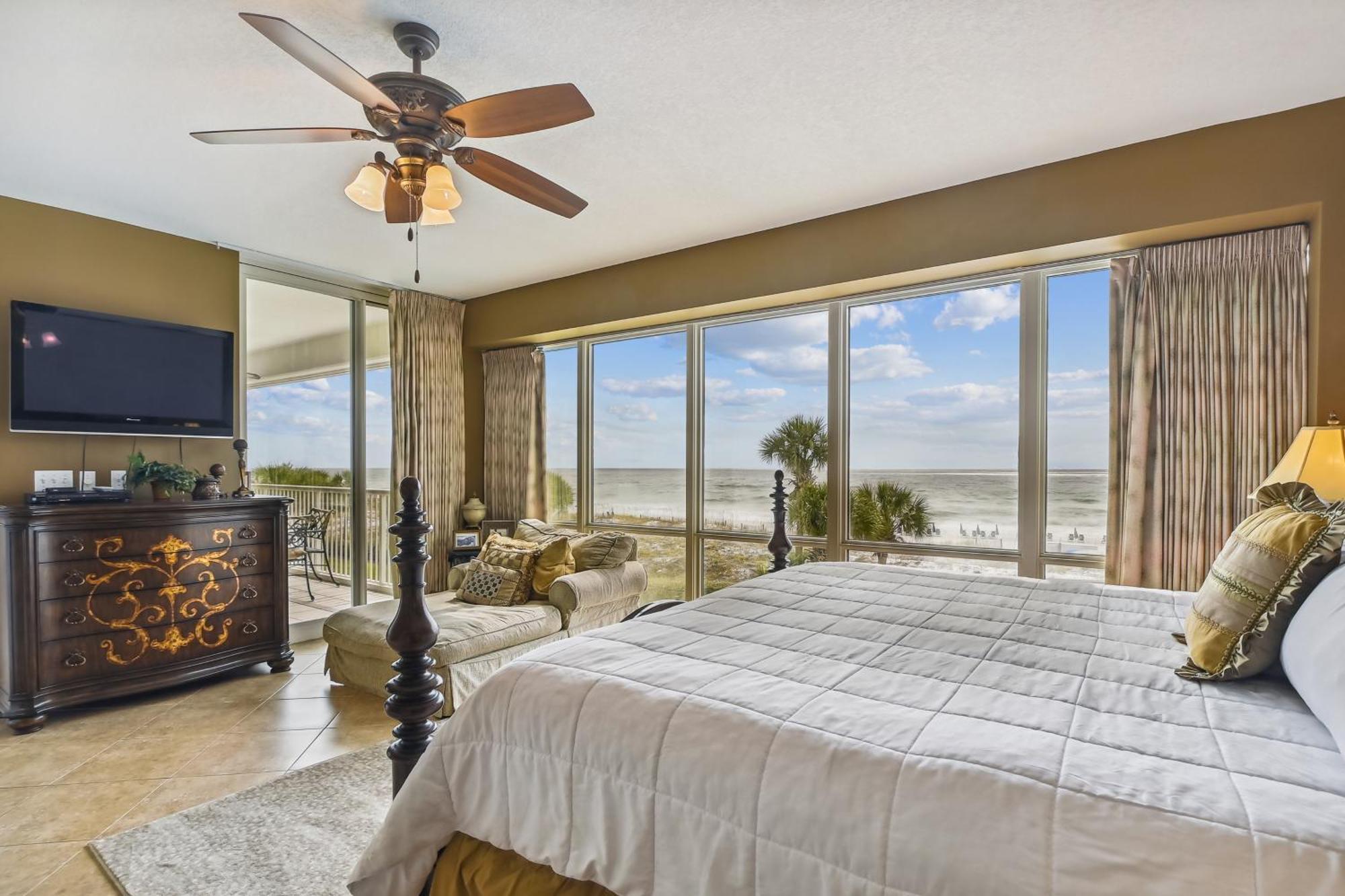 Oceania 204- By Isle Apartment Destin