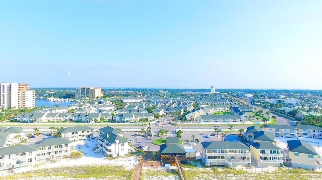 Sandpiper Cove 9112 * Destin