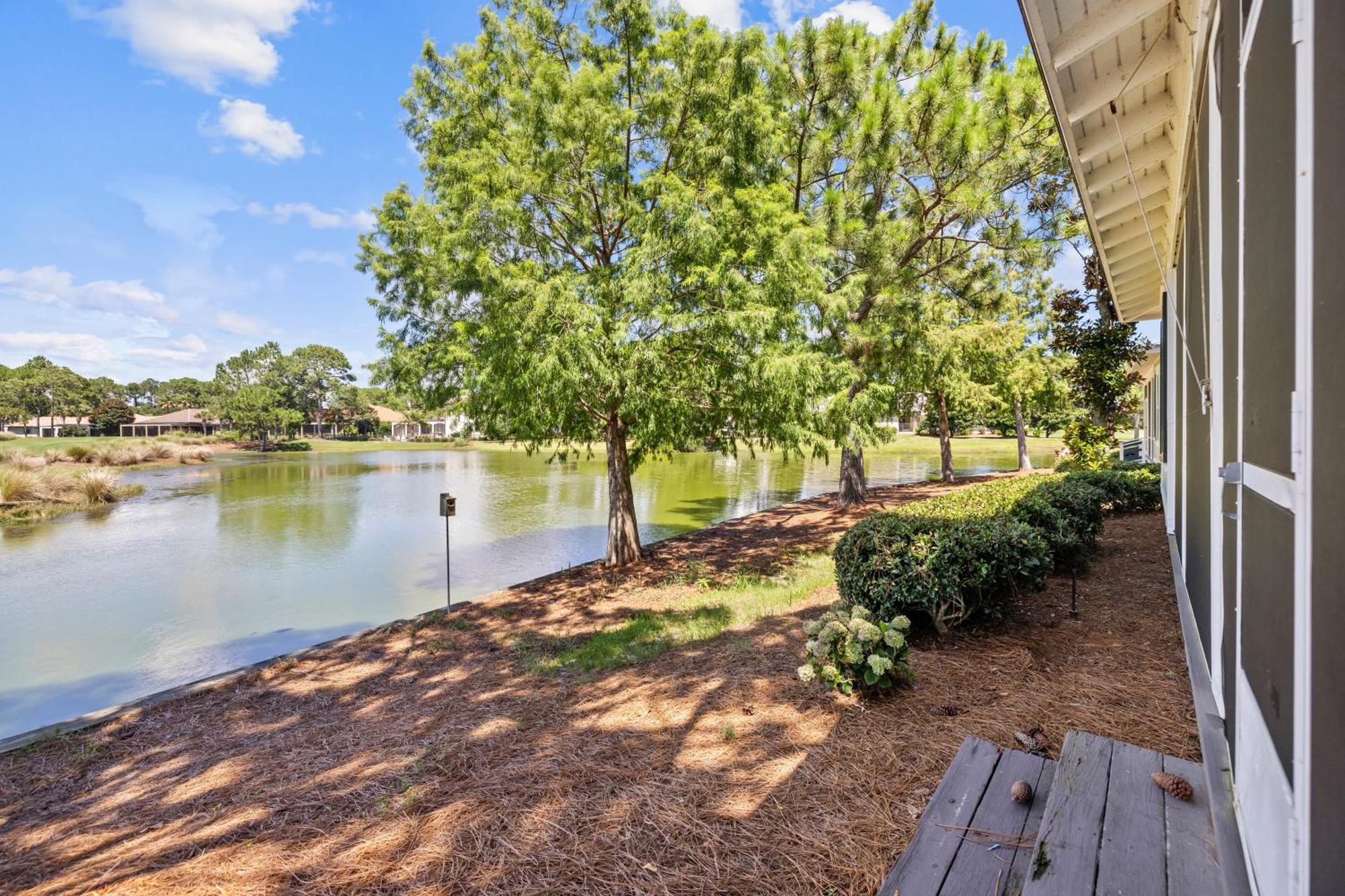 1332 Laurel Grove
