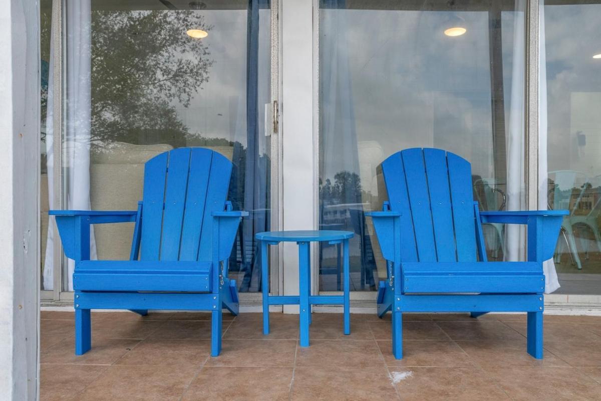 Hook Line Double Sinker View 3 Comm Pools Holiday home *