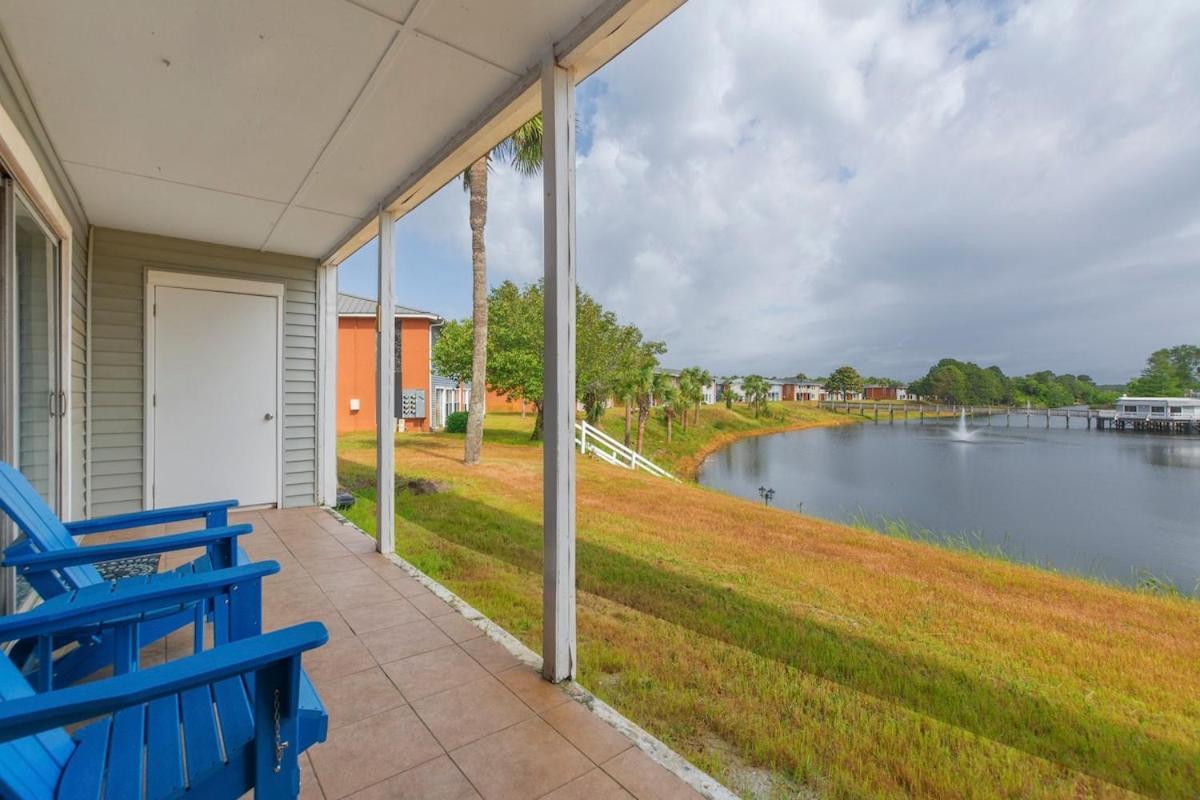 Hook Line Double Sinker View 3 Comm Pools Holiday home