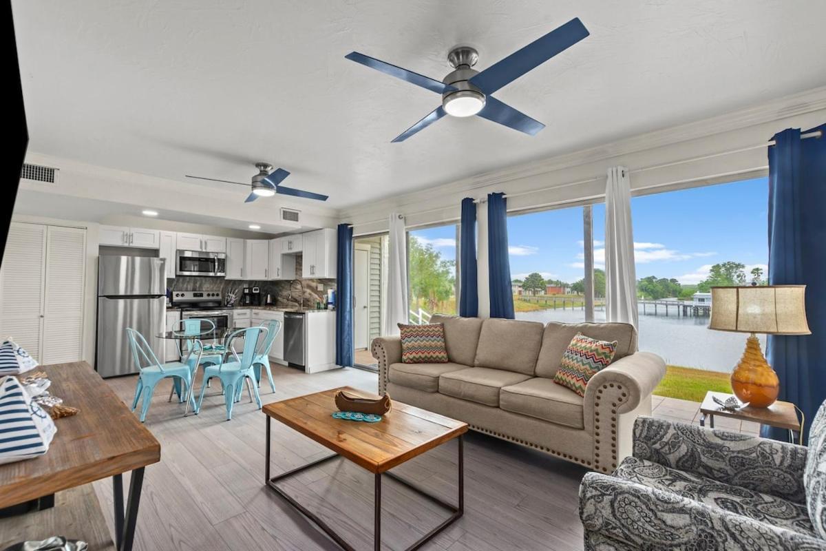 Hook Line Double Sinker View 3 Comm Pools Destin