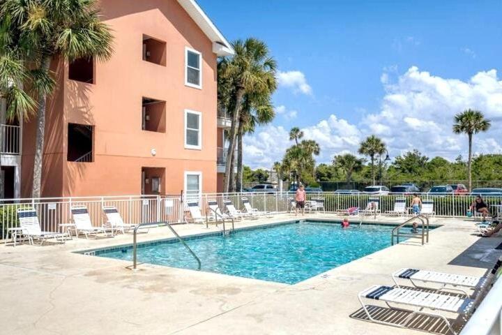 Shelly Sands Heatedpool & Hottub Private Holiday home