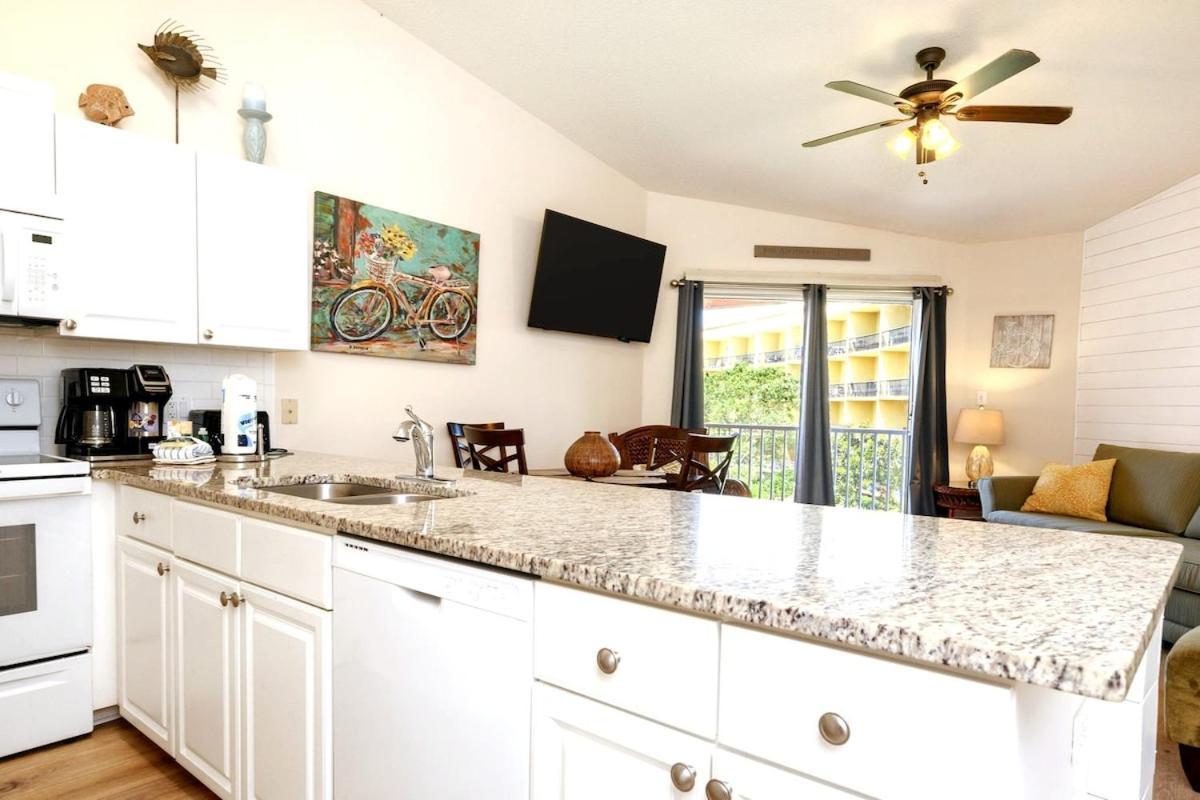 Holiday home Shelly Sands Heatedpool & Hottub Private Destin