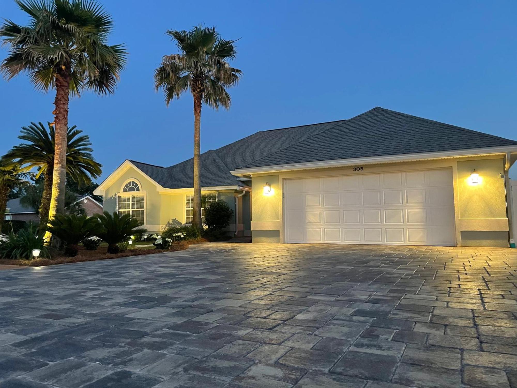 Ratiu House White Miramar