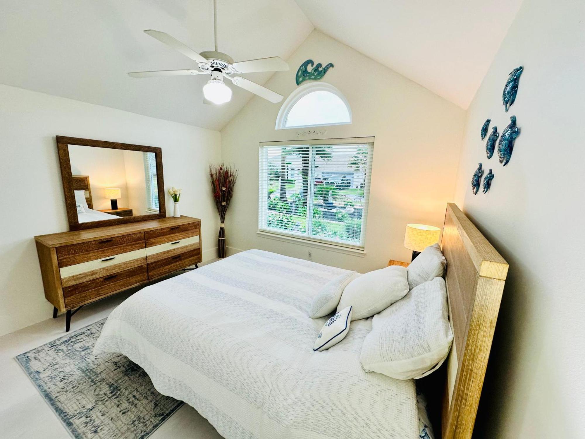 Ratiu House White Miramar Destin