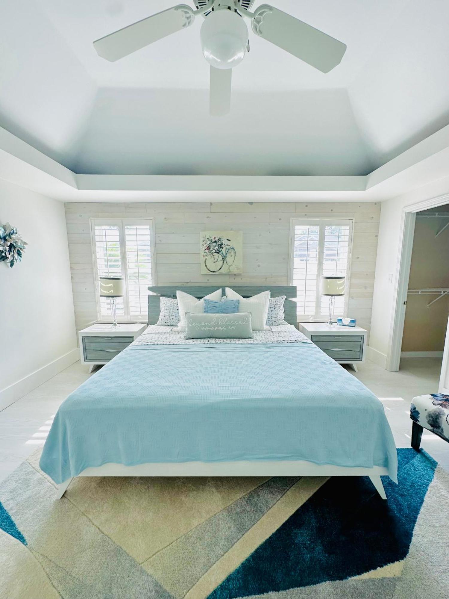 Holiday home Ratiu House White Miramar