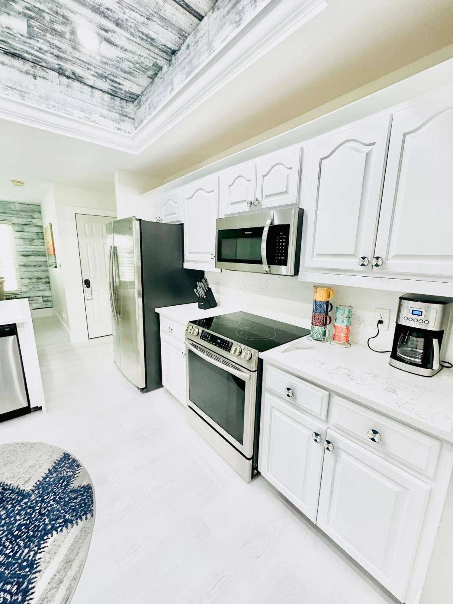 Ratiu House White Miramar Destin