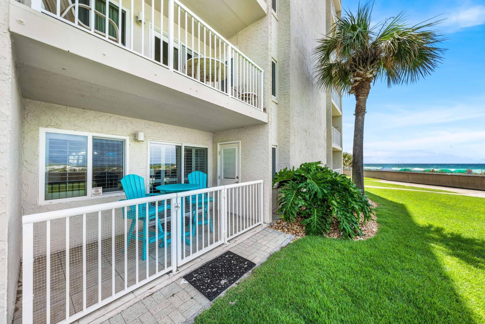 Holiday home Surf And Racquet Unit 121 Destin