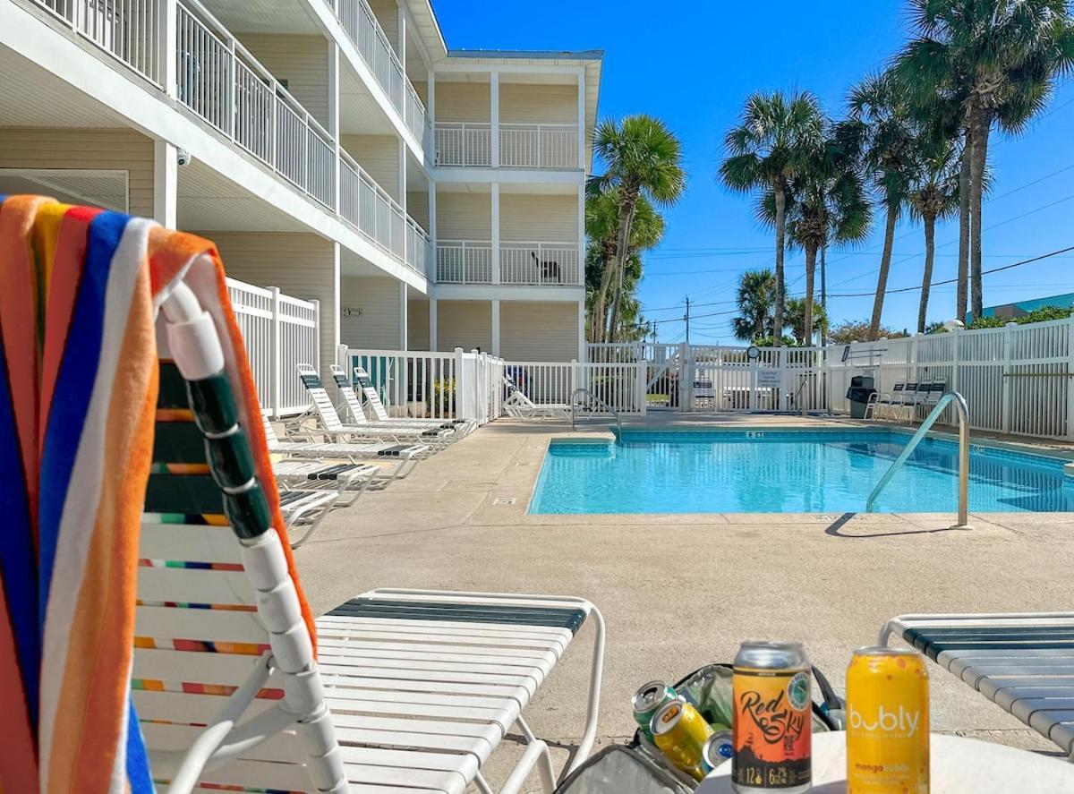 Sunrise Destin-ation View Heated Pool Holiday home