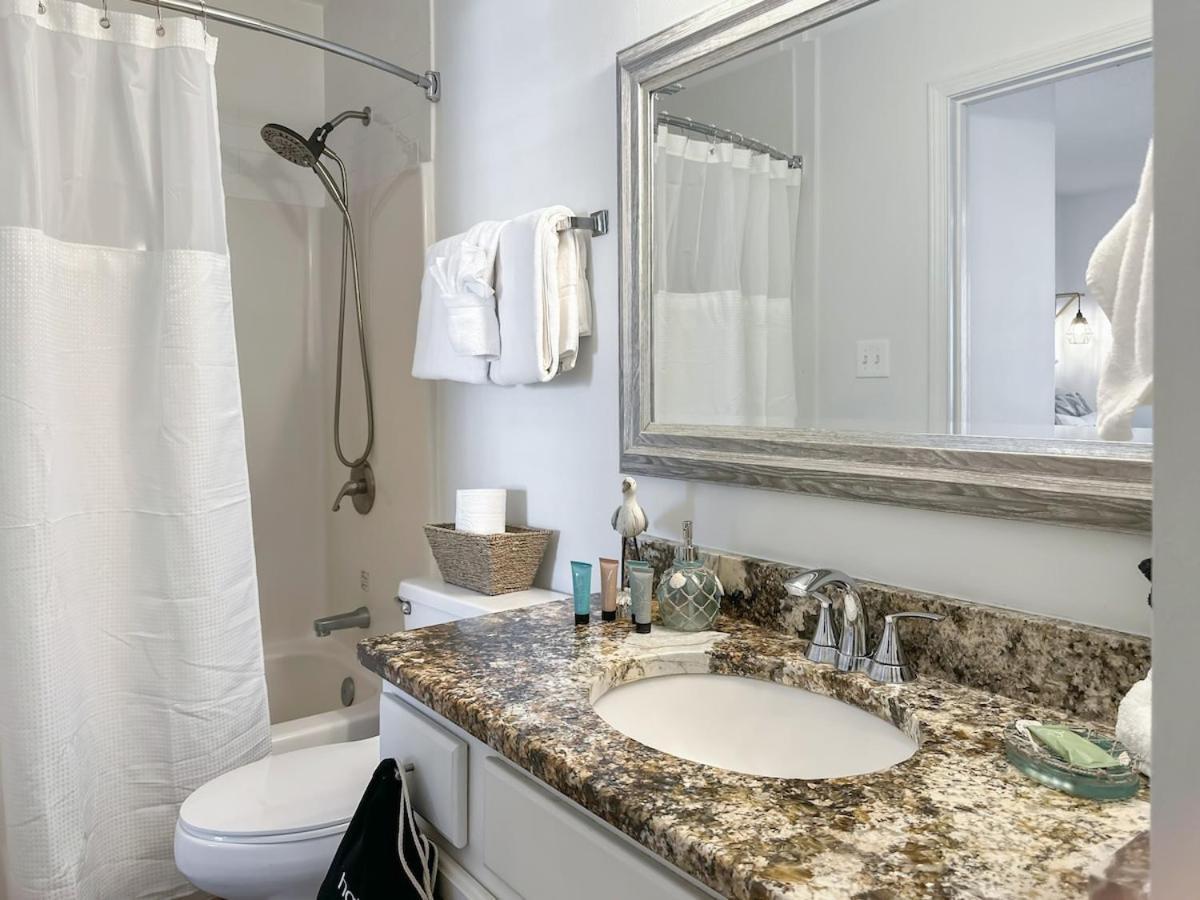 Sunrise Destin-ation View Heated Pool Holiday home *