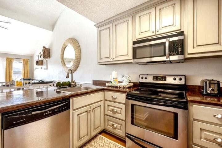 Holiday home Seahab Waterfront Views Dock Priv Access