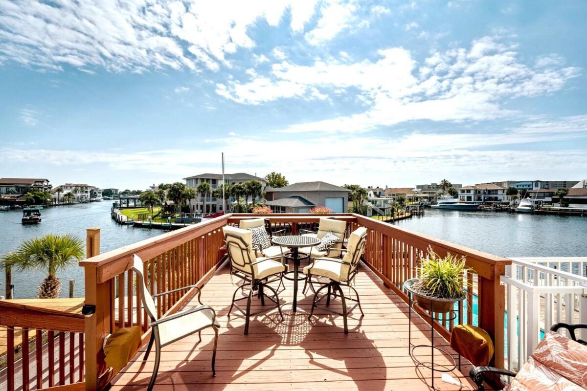 Holiday home Seahab Waterfront Views Dock Priv Access *