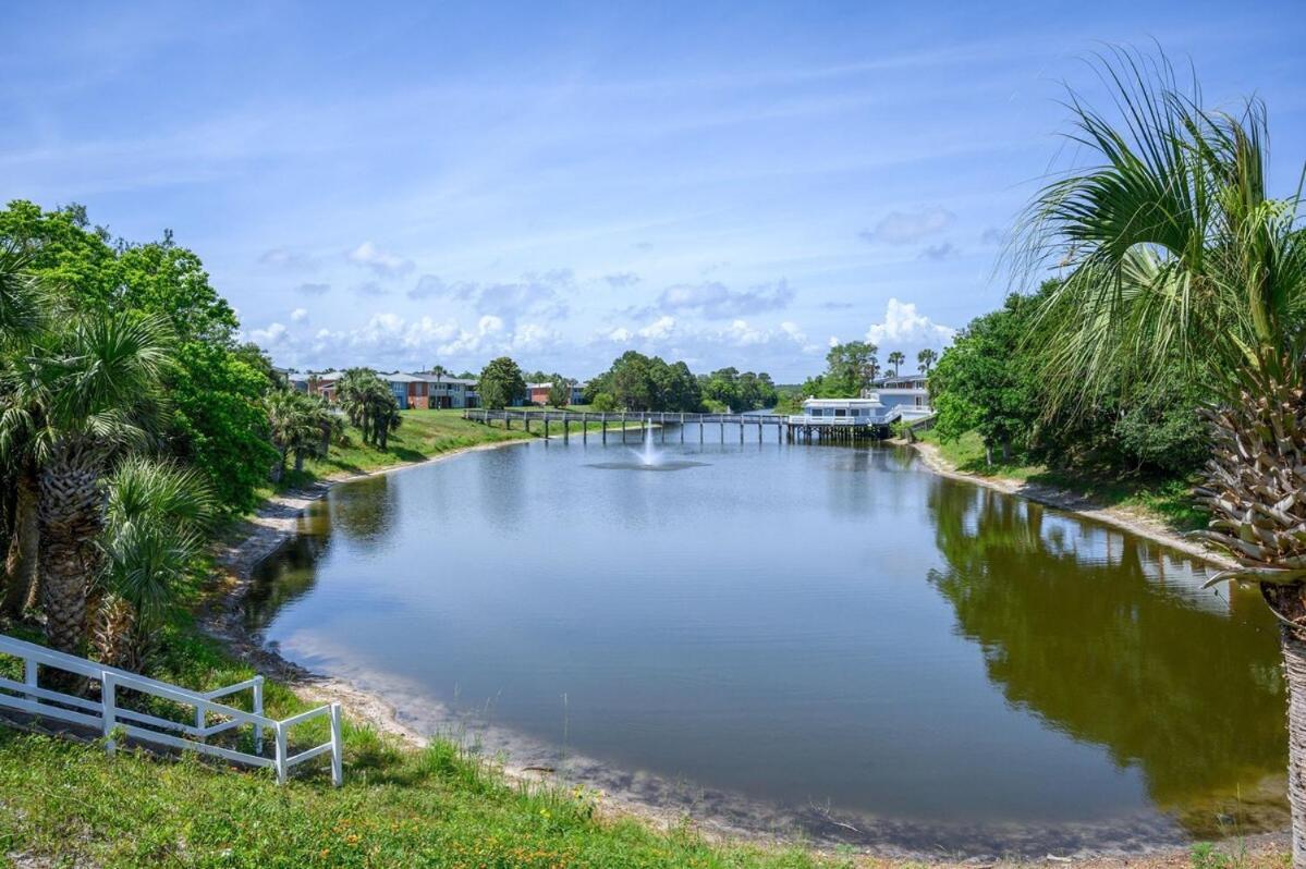 Kings Cove 3 Community Pools Destin
