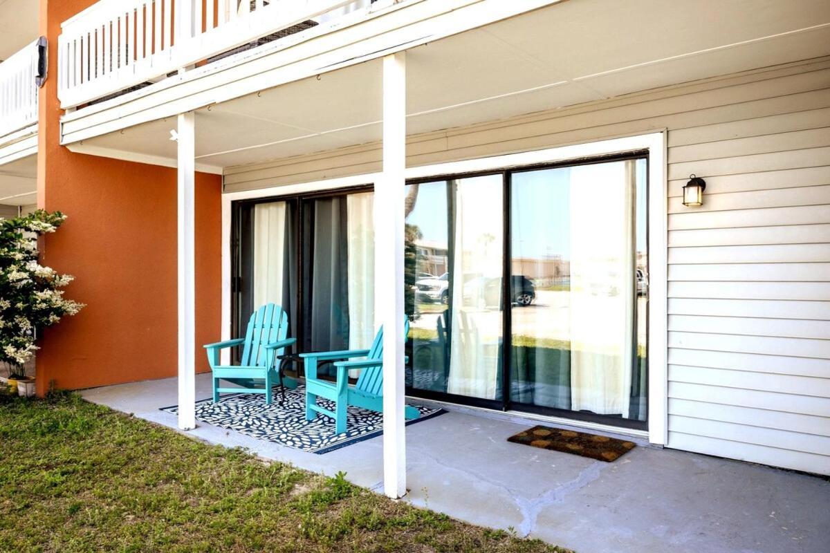 Kings Cove 3 Community Pools Destin