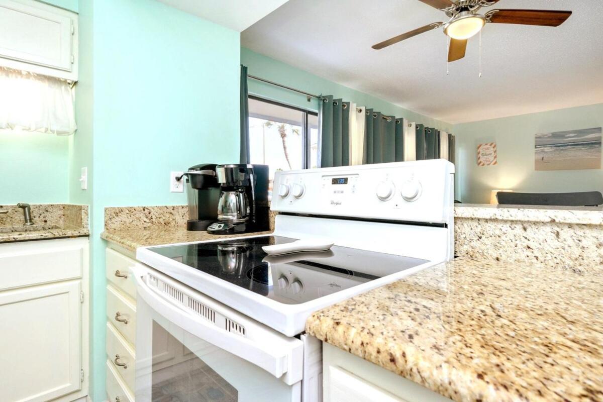 Kings Cove 3 Community Pools Holiday home Destin