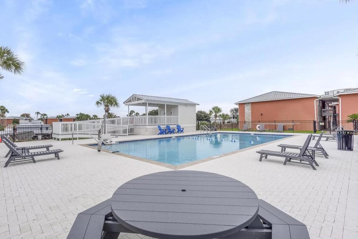 Tipsea Turtle 3 Community Pools Holiday home Destin