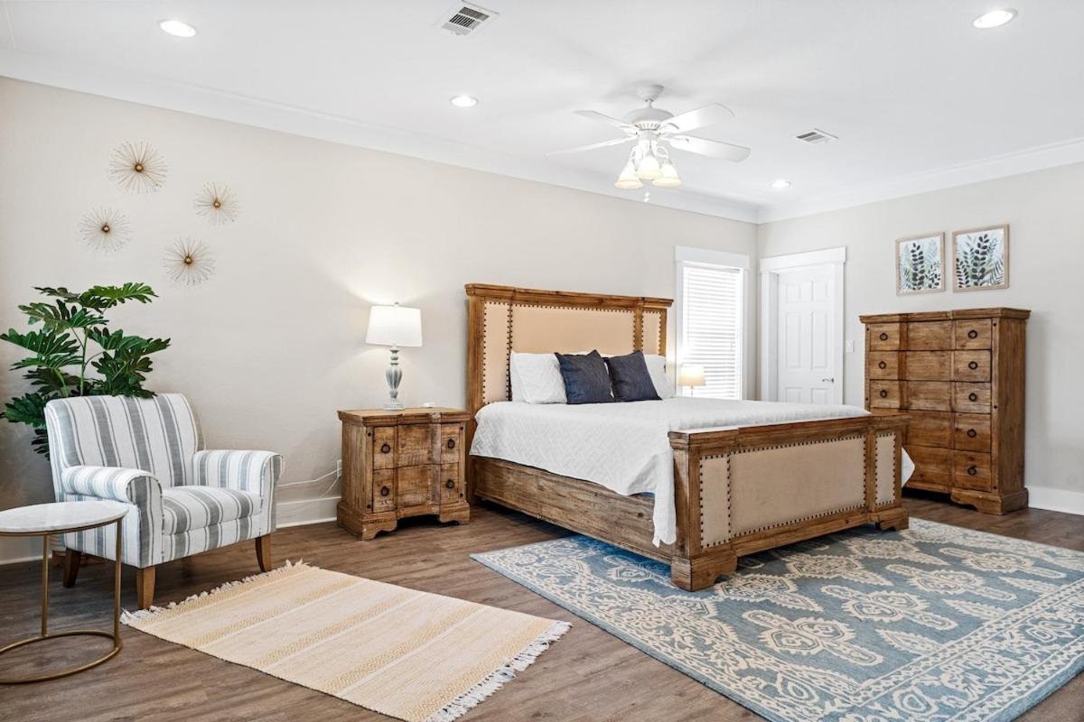 Coastal91 Free Golf Cart Gated Access * Destin