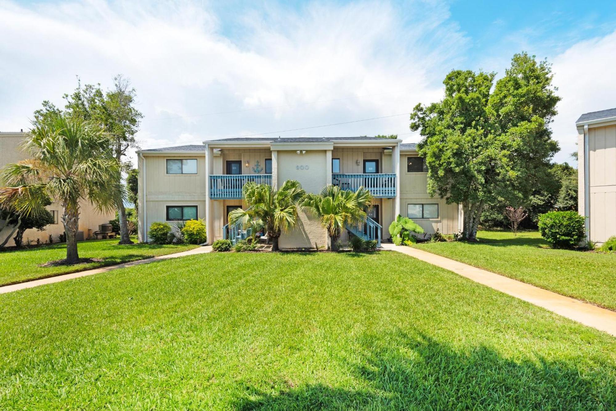 Chateau La Ii #904 *