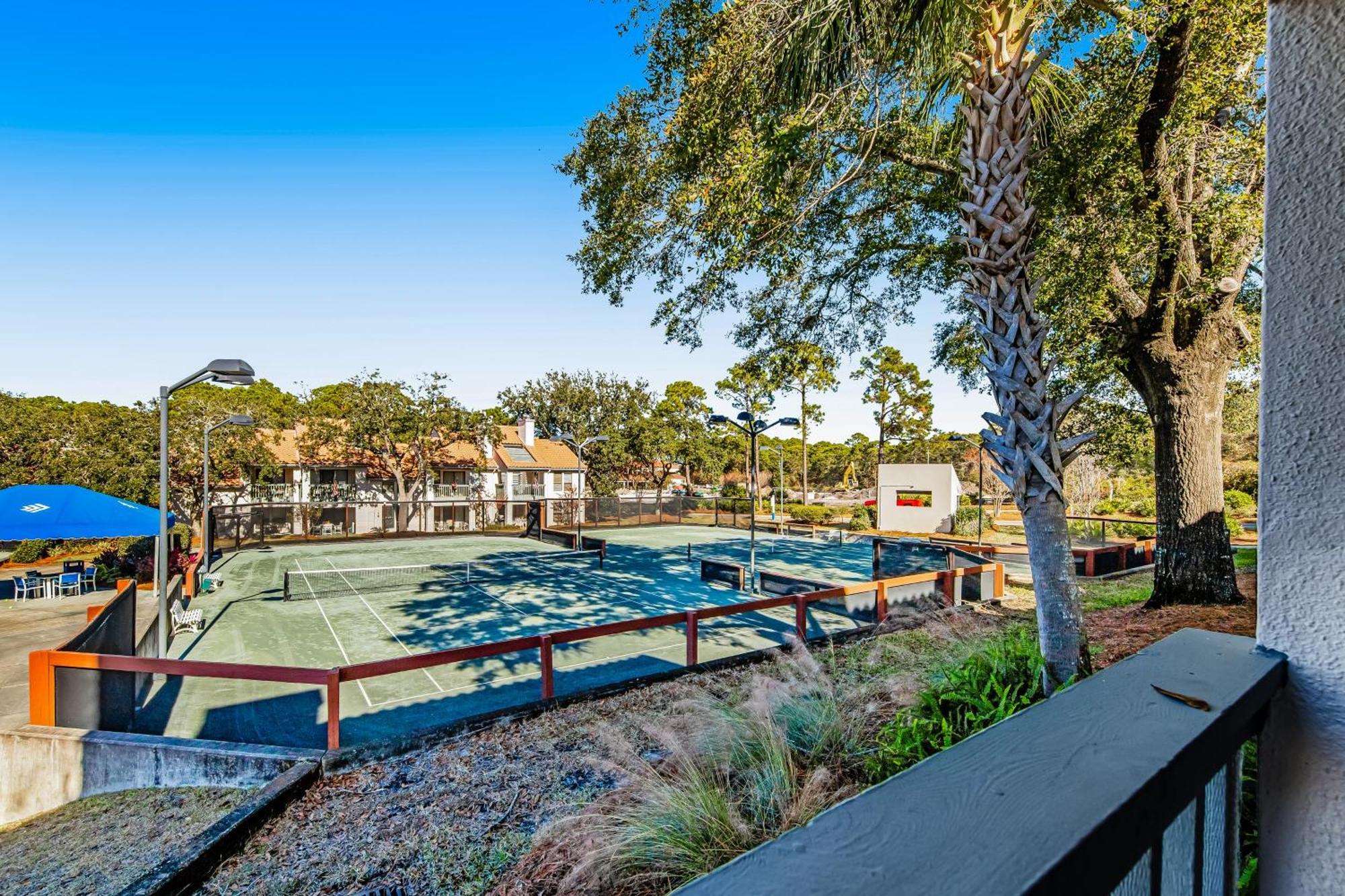 Tops'l Tennis Village 55 Destin