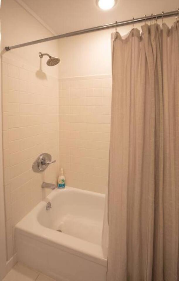 Scenic Bunkalow - Steps From Gated Beach Access * Destin