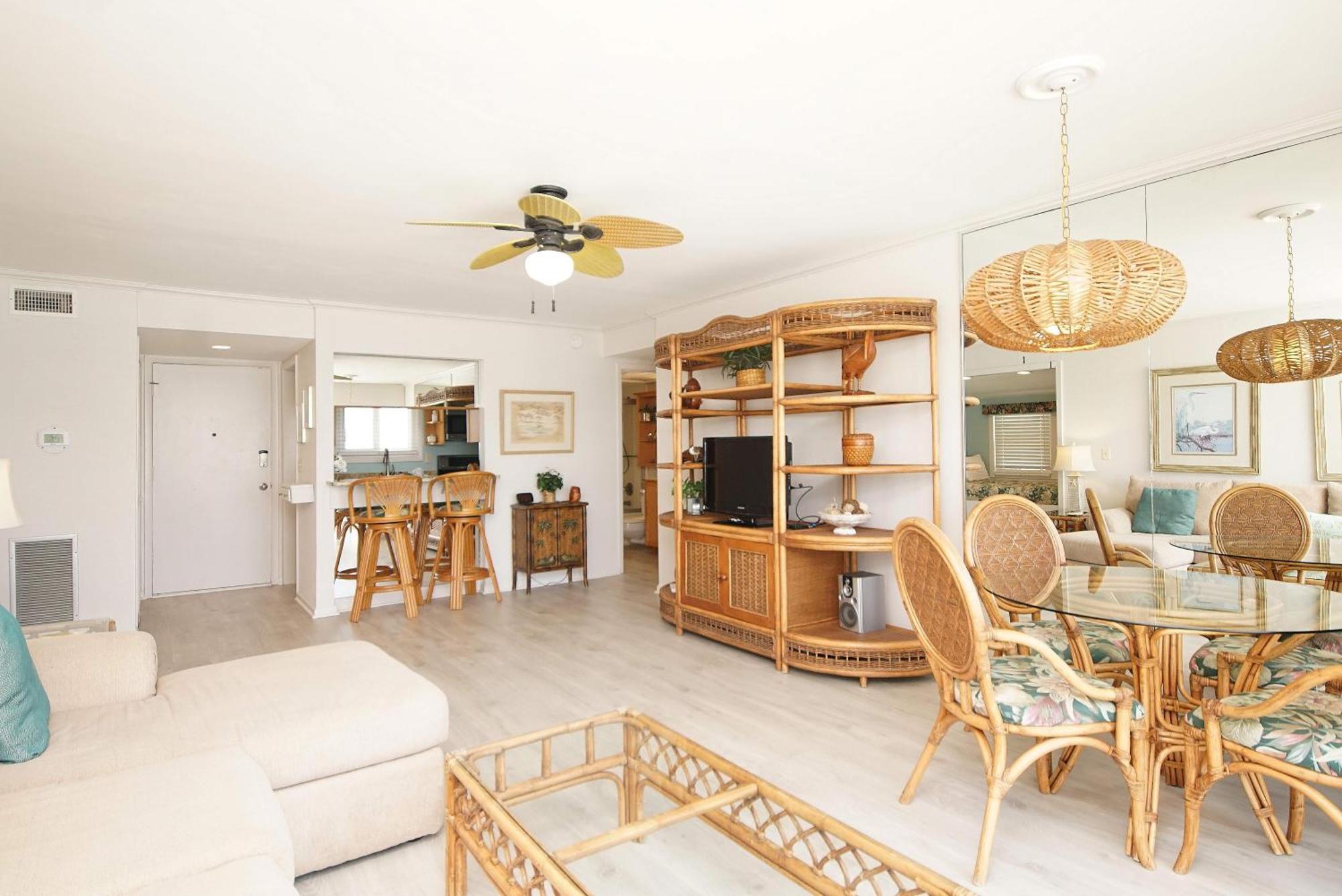 Sandpiper Cove 2113 Holiday home Destin