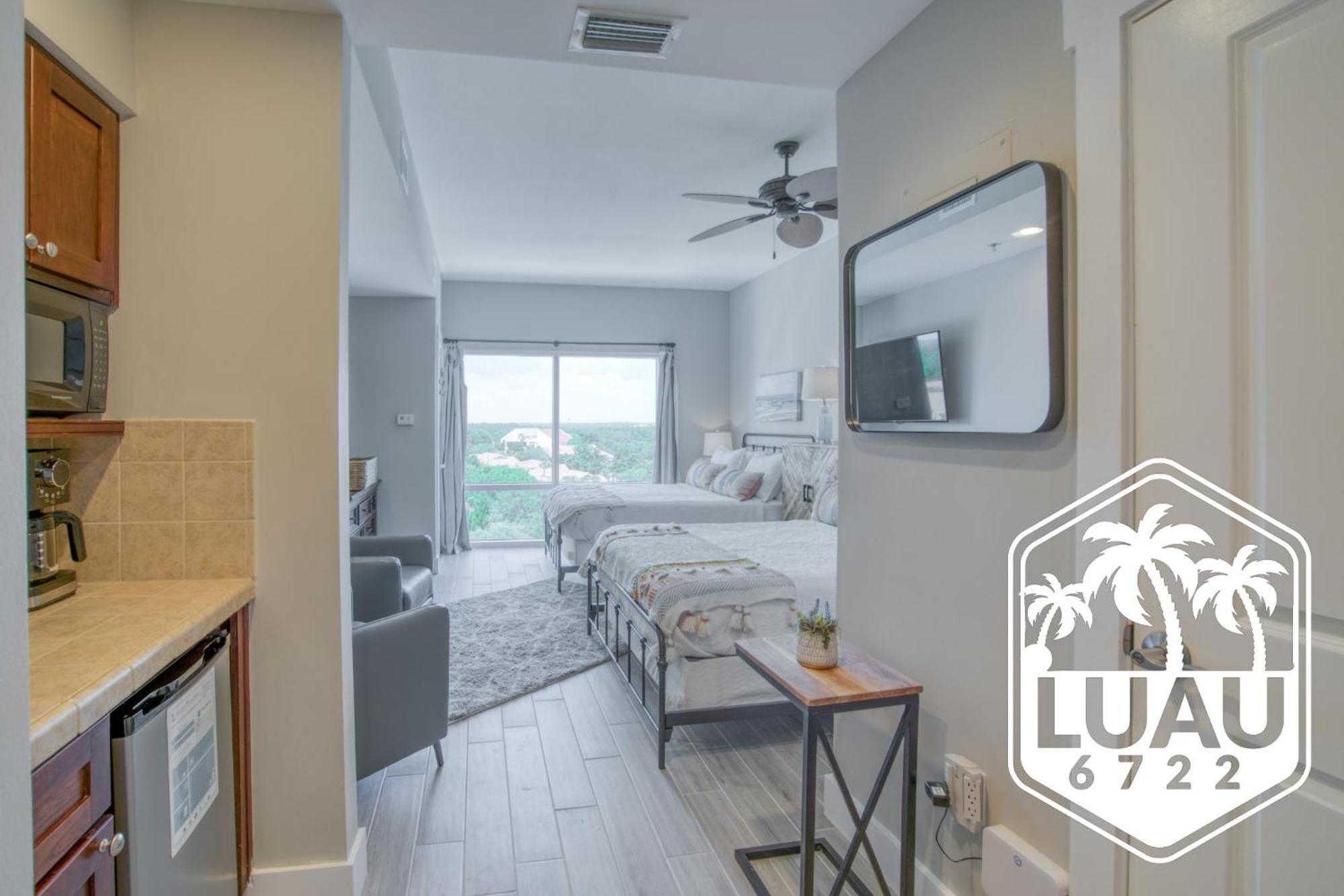 Apartment Luau Tower Enjoy These 2 Connecting Units As A Family Destin