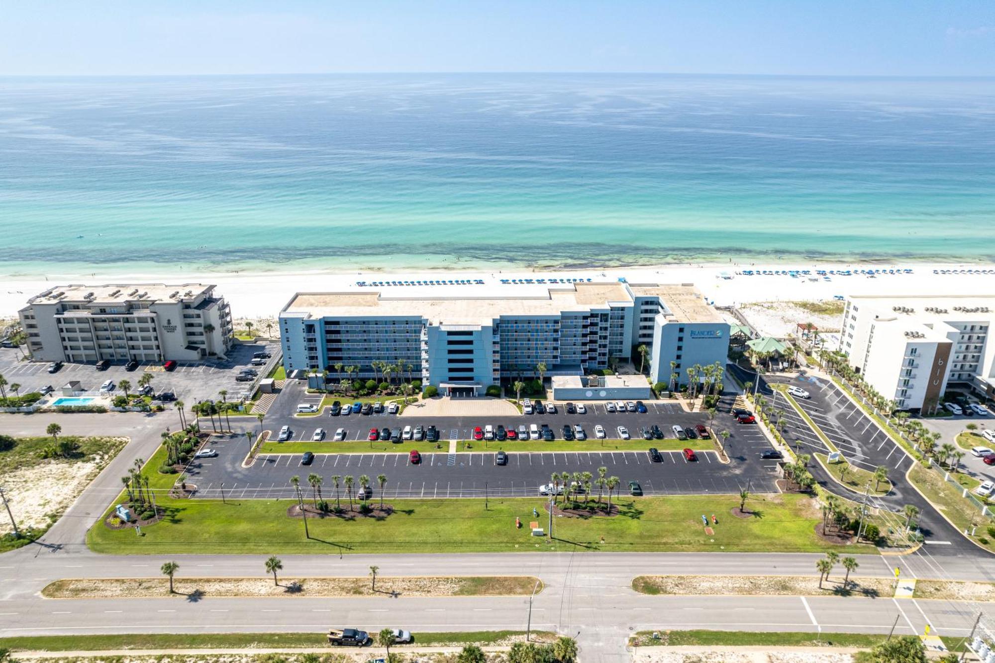 On The Gulf 603-by Isle Apartment *