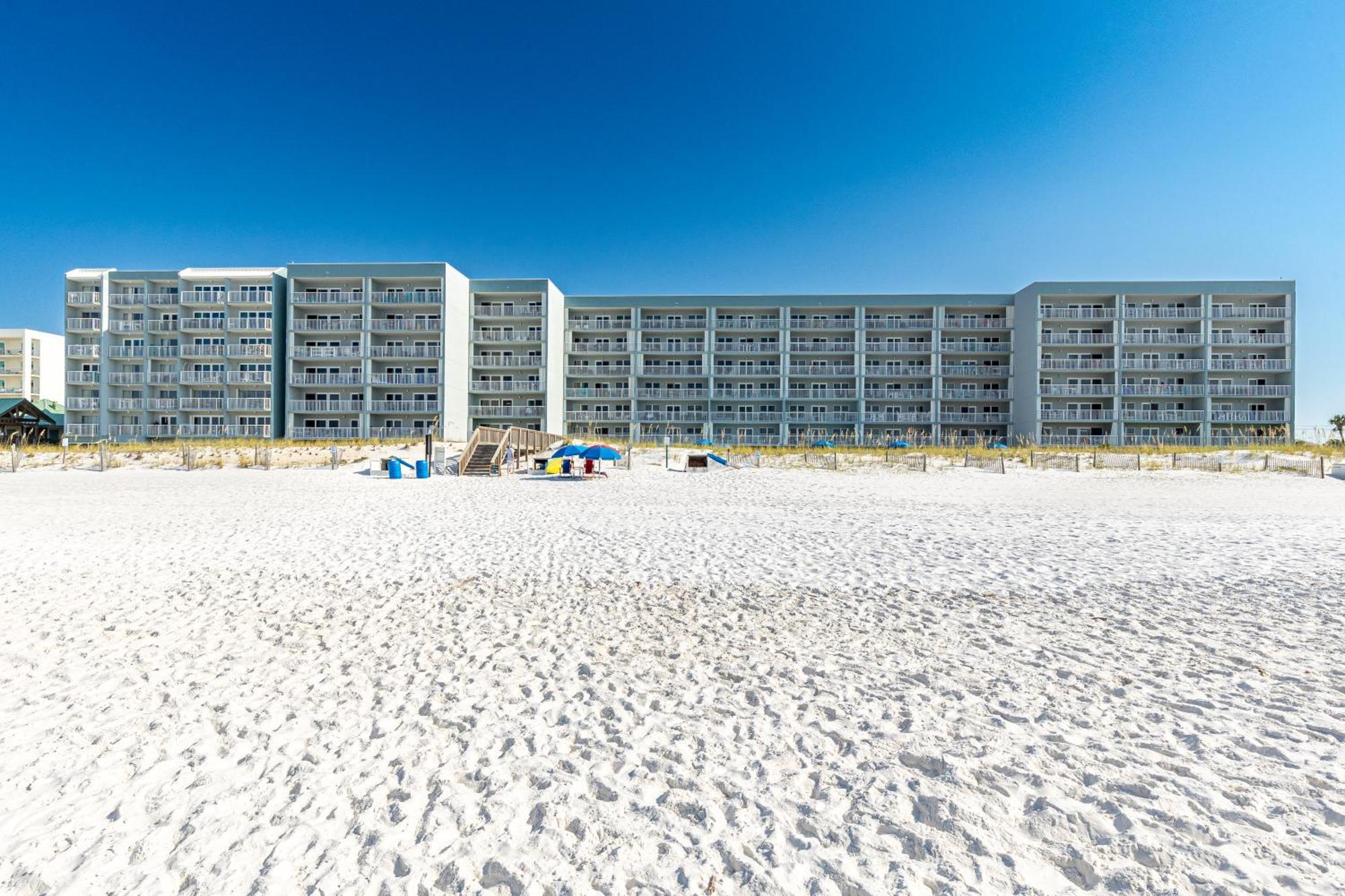 Apartment On The Gulf 304-by Isle *