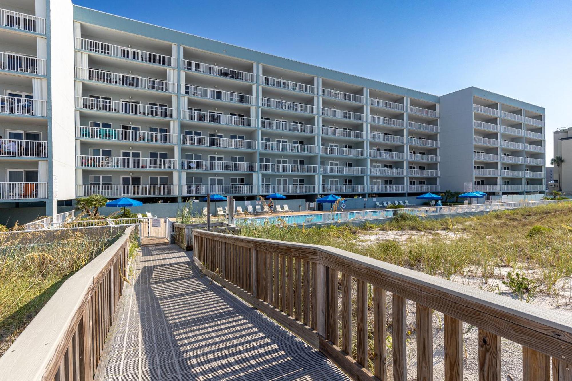 Shoreline Towers 1084- By Isle Apartment Destin