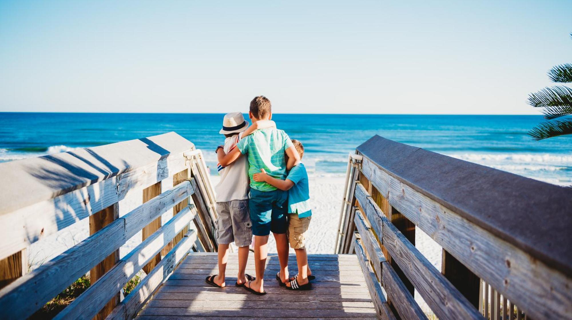 5 Min Walk To Beach, Sparkling Pool, Mins To Shops &outlet! 13
