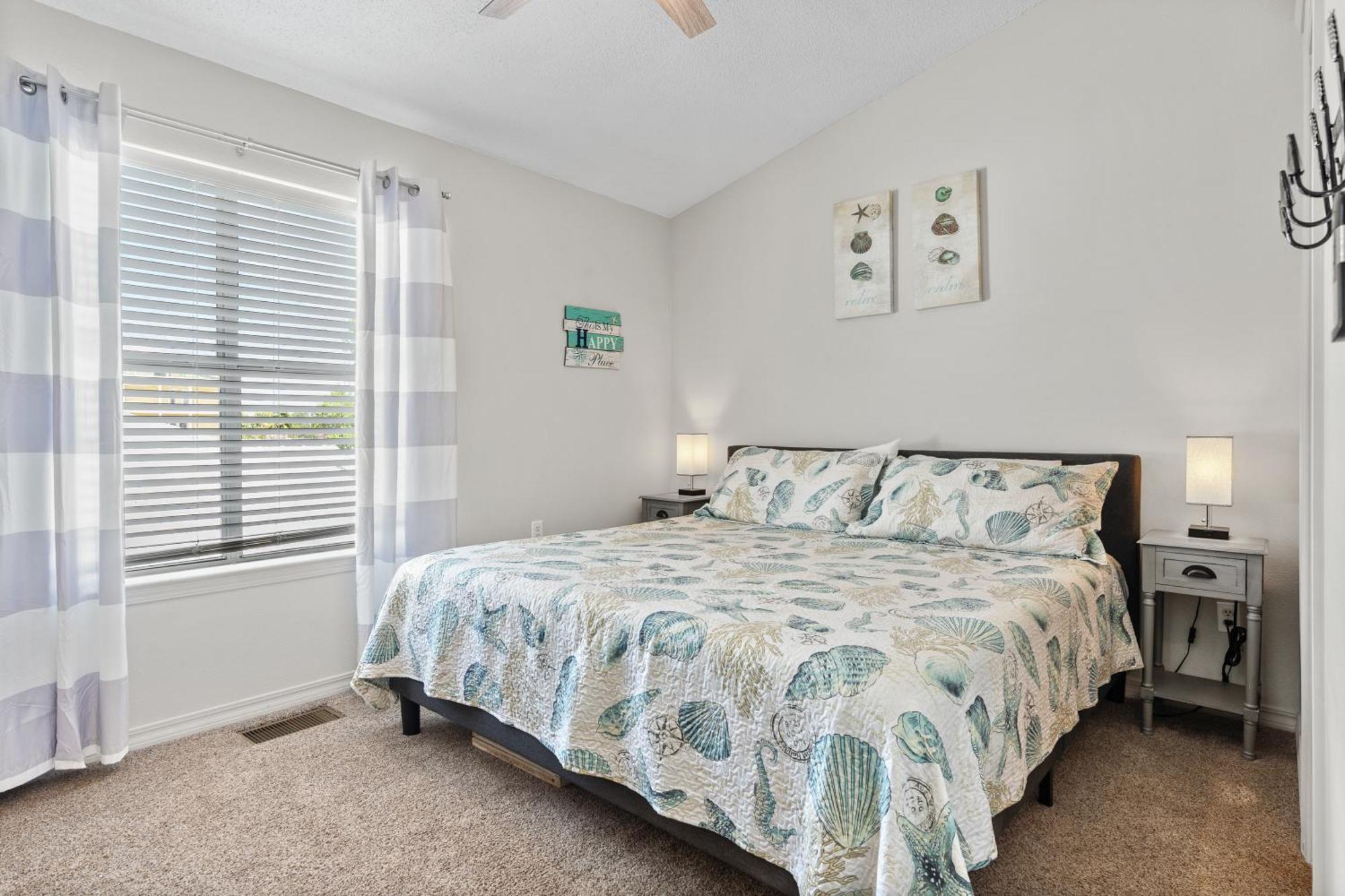 Holiday home 5 Min Walk To Beach, Sparkling Pool, Mins To Shops &outlet! 13 Destin