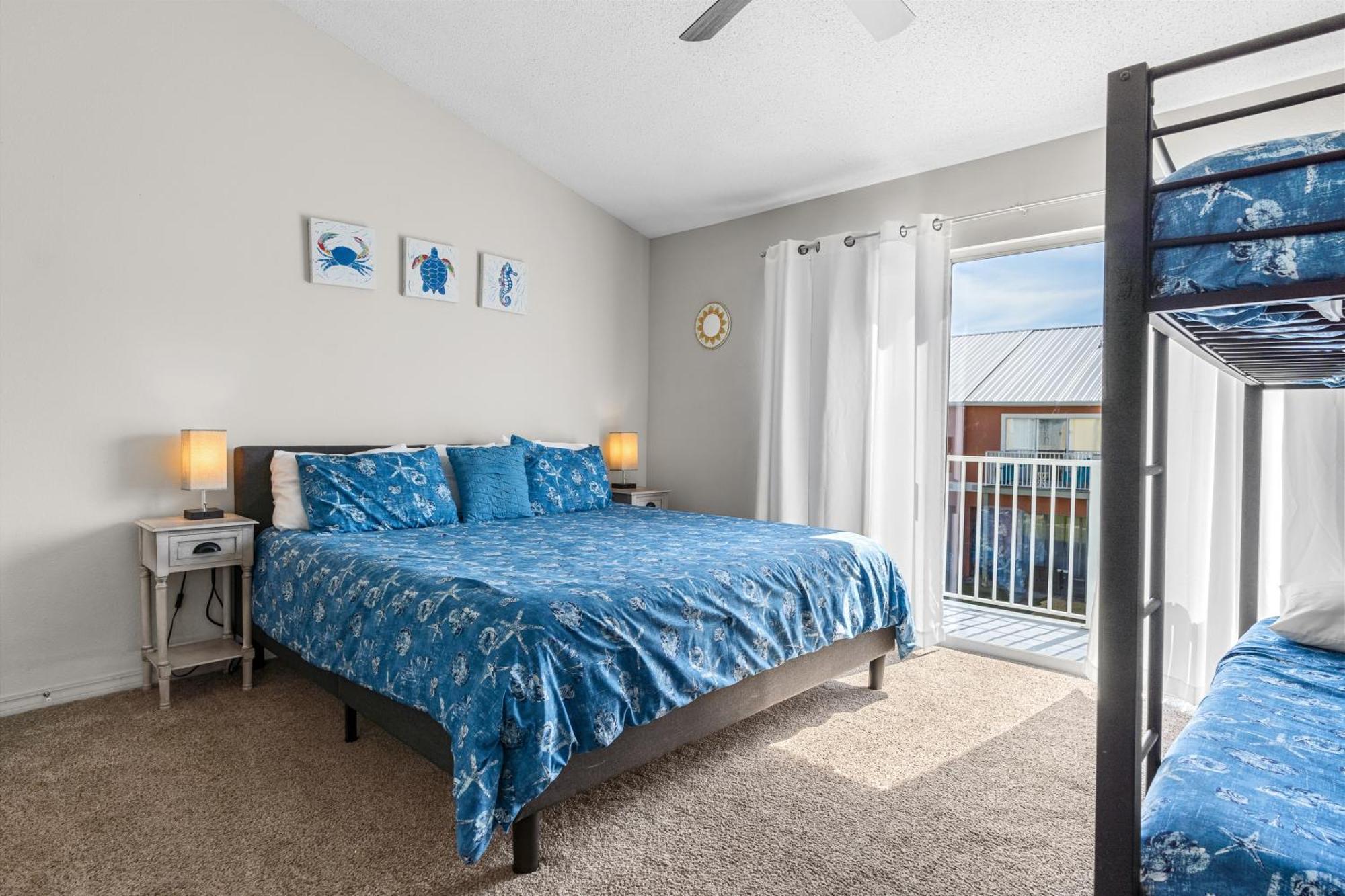 Holiday home 5 Min Walk To Beach, Sparkling Pool, Mins To Shops &outlet! 13 Destin