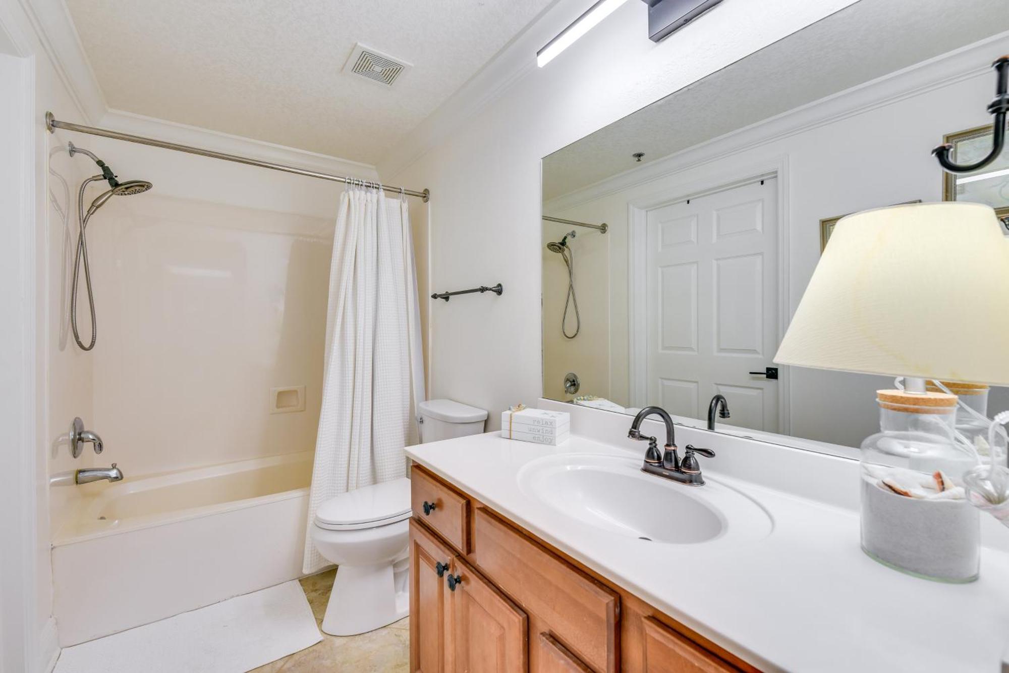 Apartment Ocean-view Miramar Snowbird Friendly!