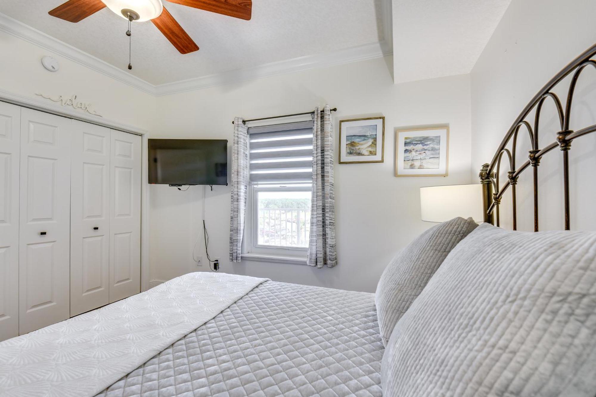 Ocean-view Miramar Snowbird Friendly! * Destin