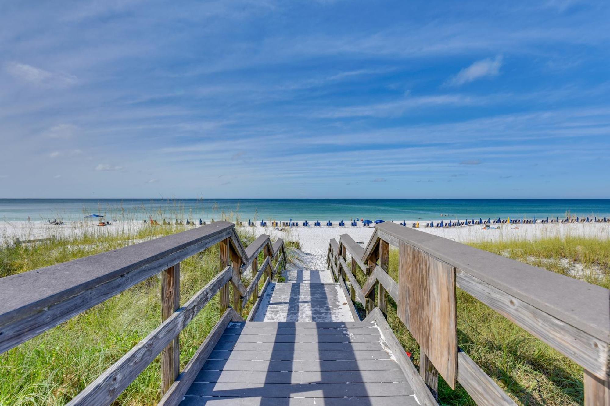 Ocean-view Miramar Snowbird Friendly! *