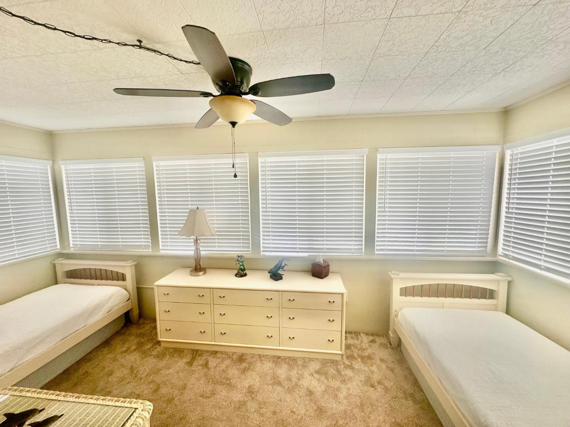 Holiday home New Listing!!! 4 Min Walk To The Beach! Destin